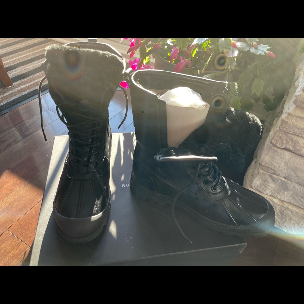 Bottes New never uses